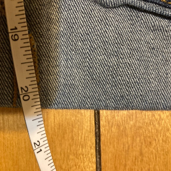 Ladies Size 24 Old Navy Plus Jean Long Cuffed Shorts - Picture 6 of 15